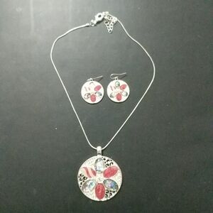 Silver Tone Multi Color Oval Disc Statement Necklace and Earring Set